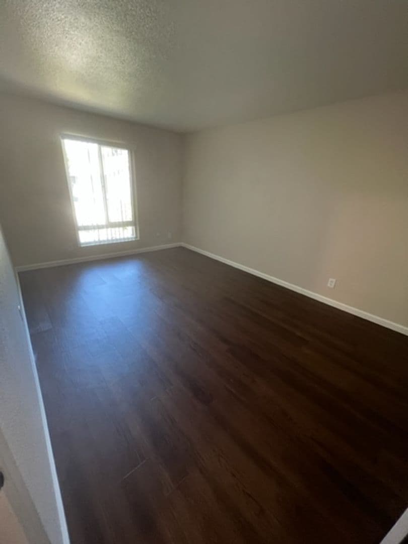 Sacramento Apartment: 9230 Kiefer Blvd