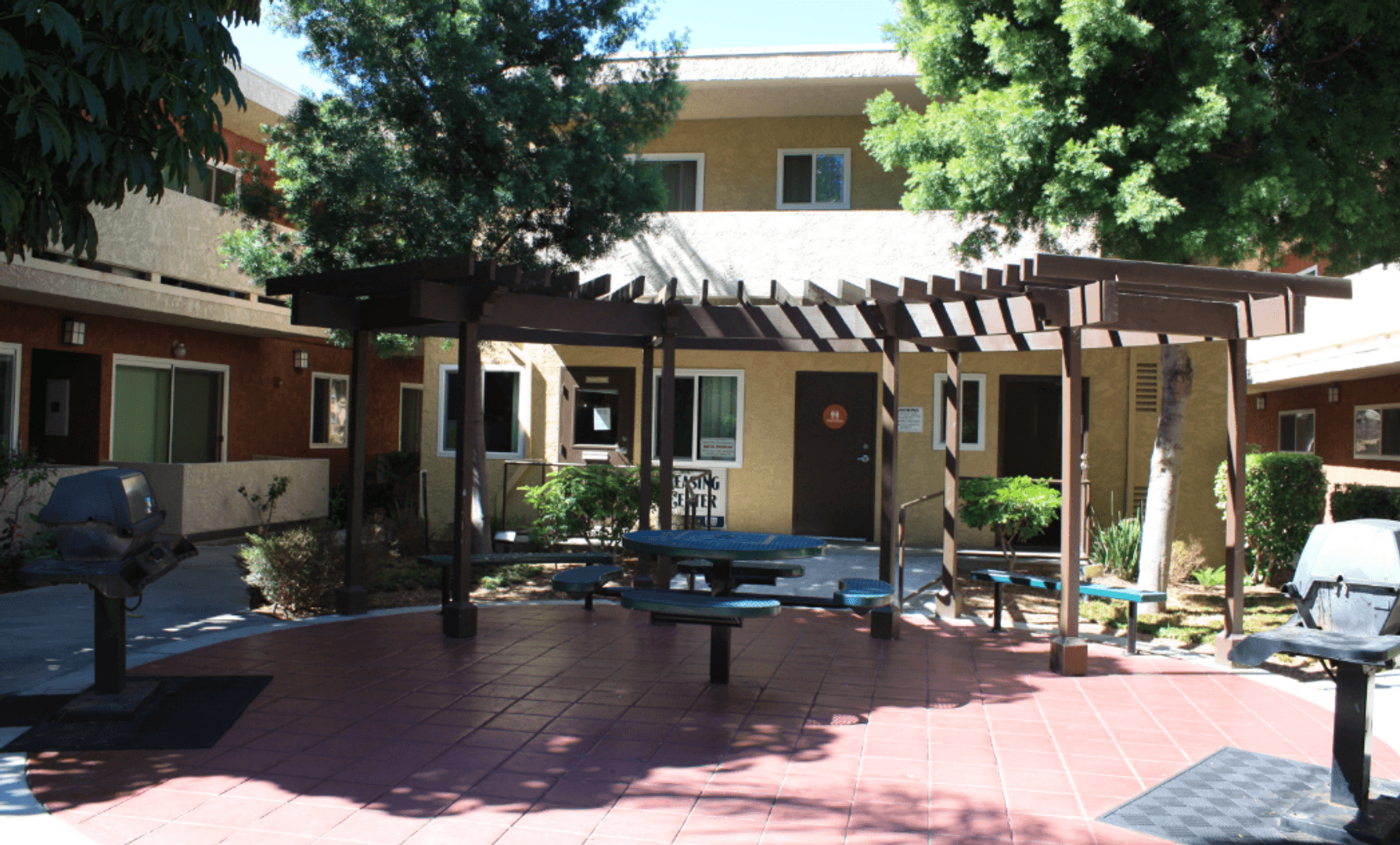 Reseda Apartment: 8039 N. Reseda Blvd