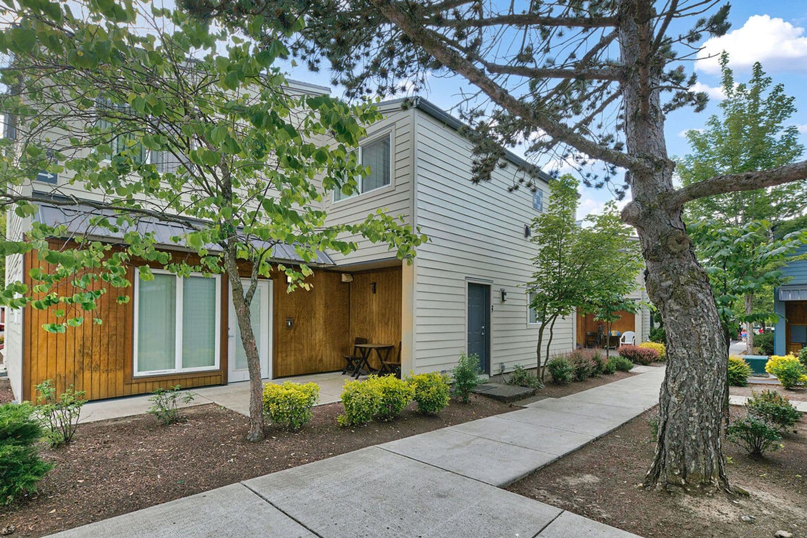 Portland Apartment: 5802 N Michigan Avenue