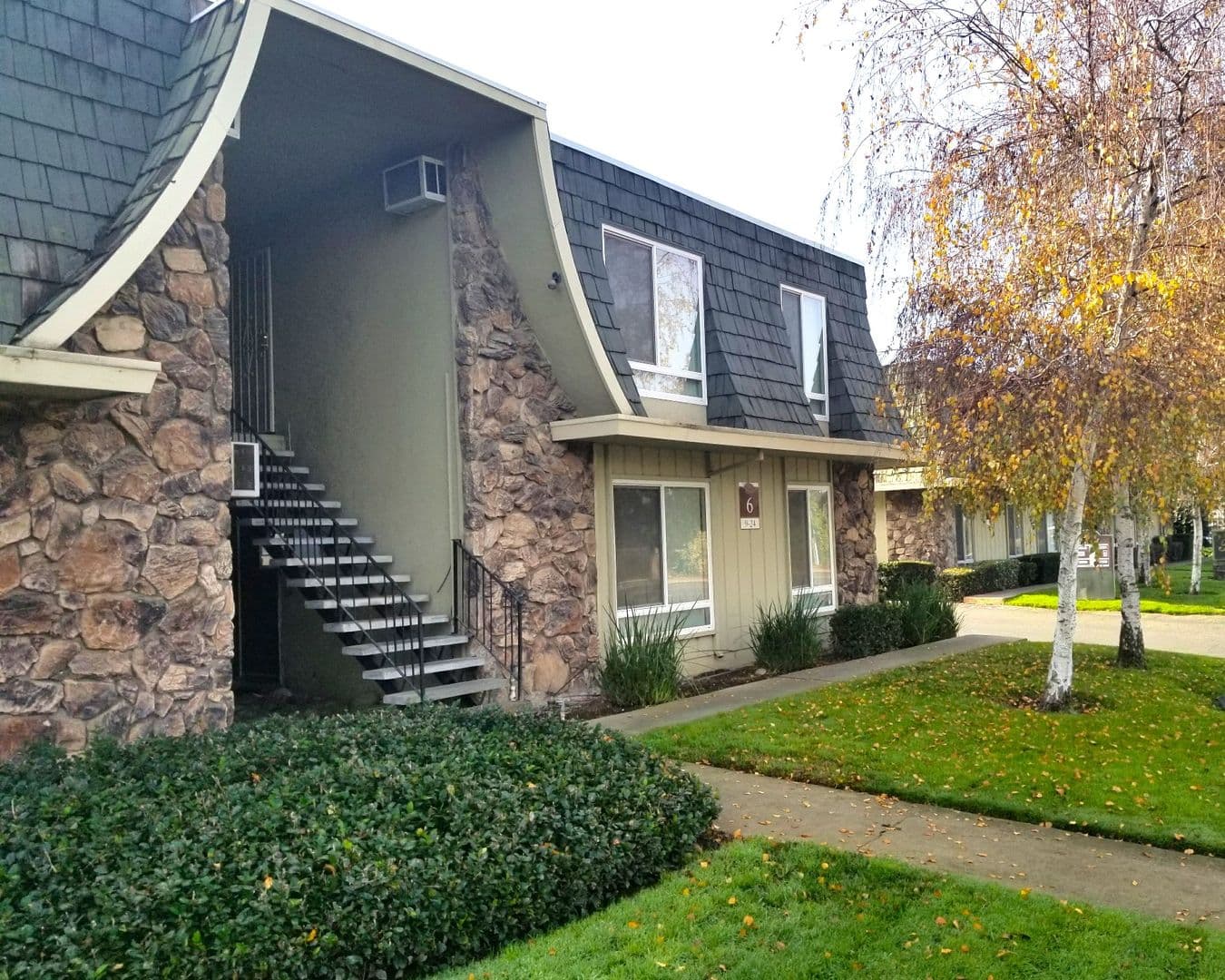 Sacramento Apartment: 9230 Kiefer Blvd