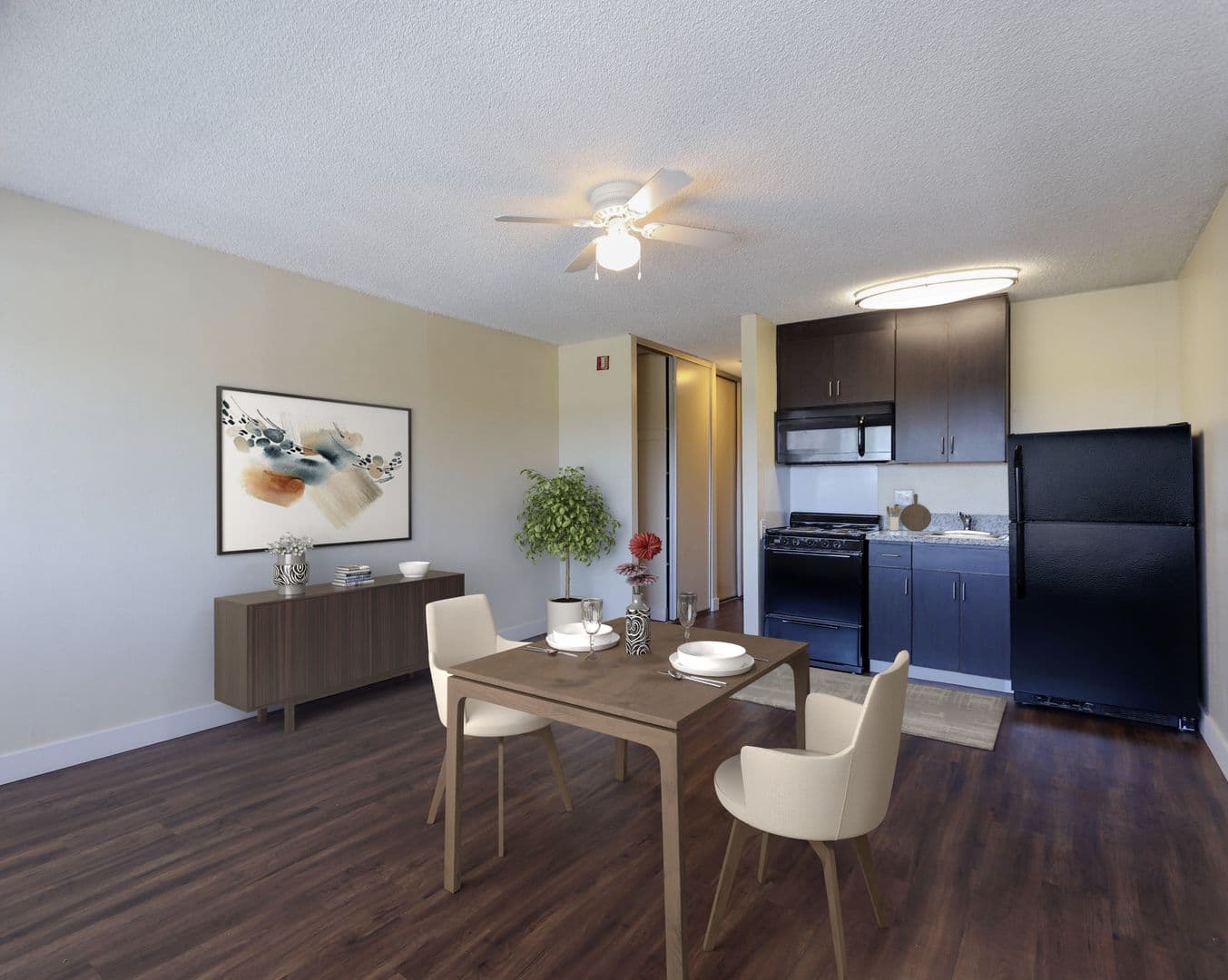 Bellflower Apartment: 9550 Oak Street