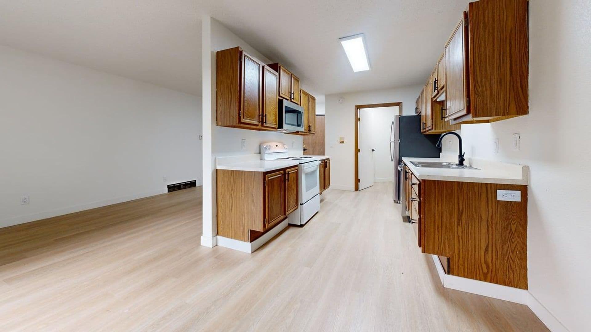Bismarck Apartment: 215 East Arbor Ave