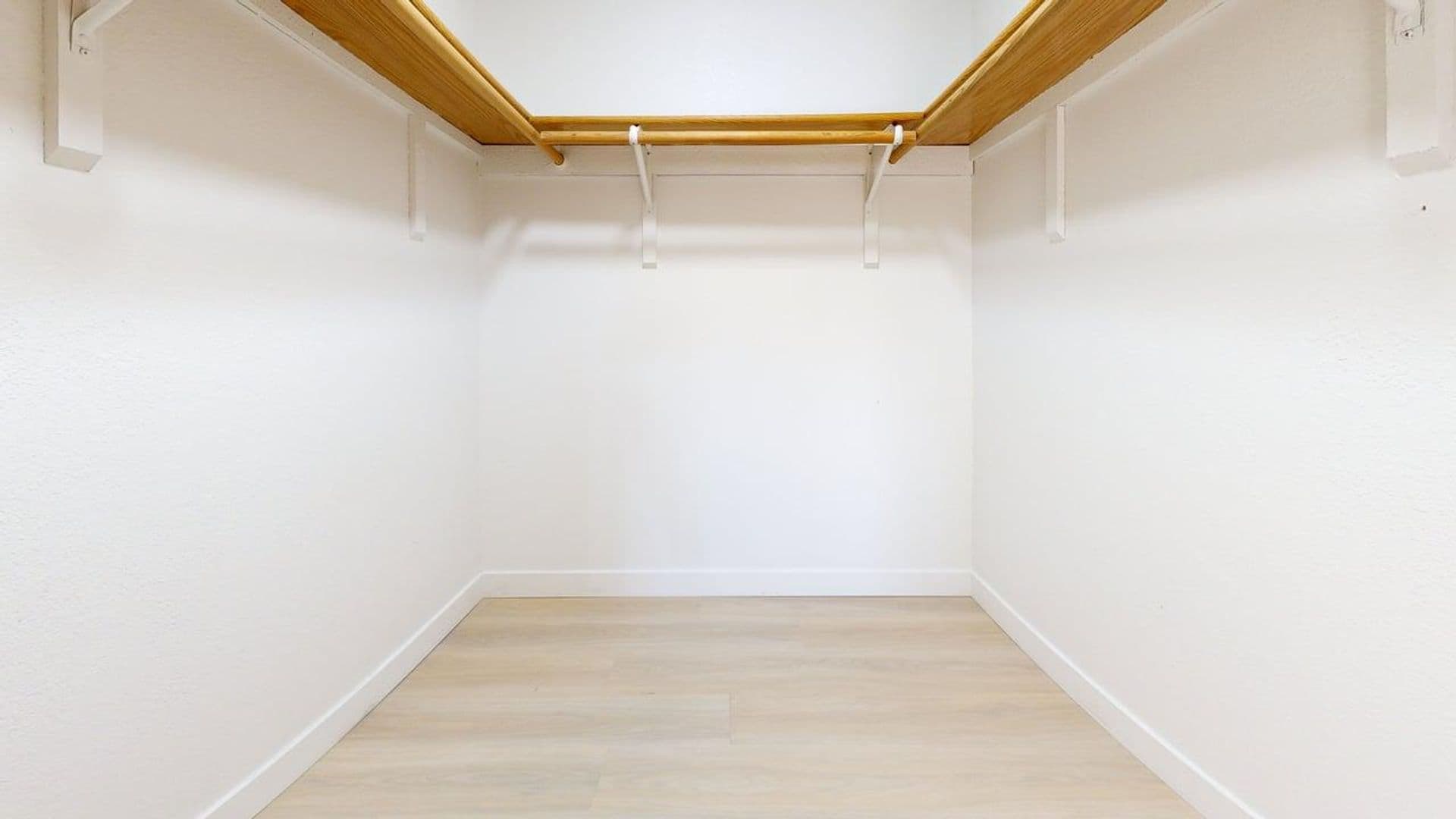 Bismarck Apartment: 2141 Xavier Street