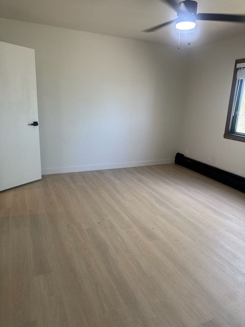 Bismarck Apartment: 215 East Arbor Ave