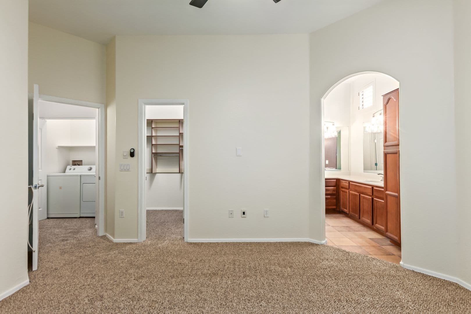 PHOENIX Townhome: 2150 E. Bell Rd.