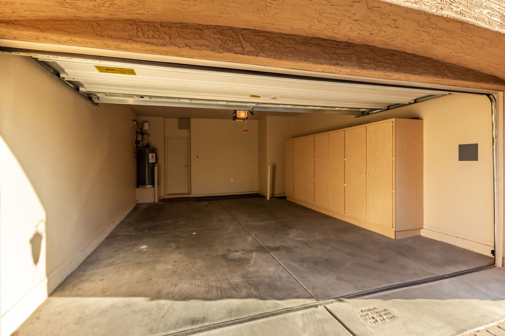 PHOENIX Townhome: 2150 E. Bell Rd.
