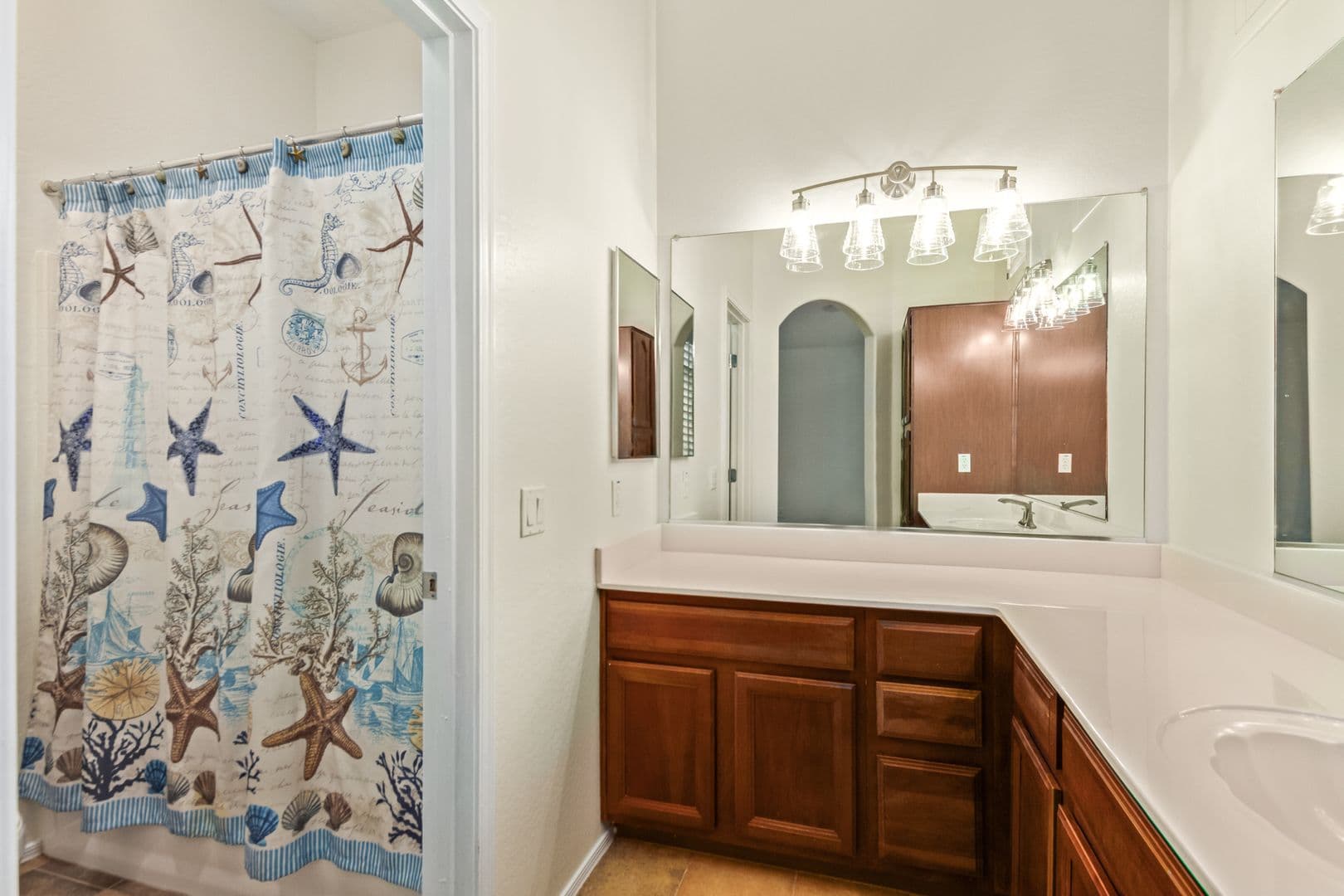 PHOENIX Townhome: 2150 E. Bell Rd.