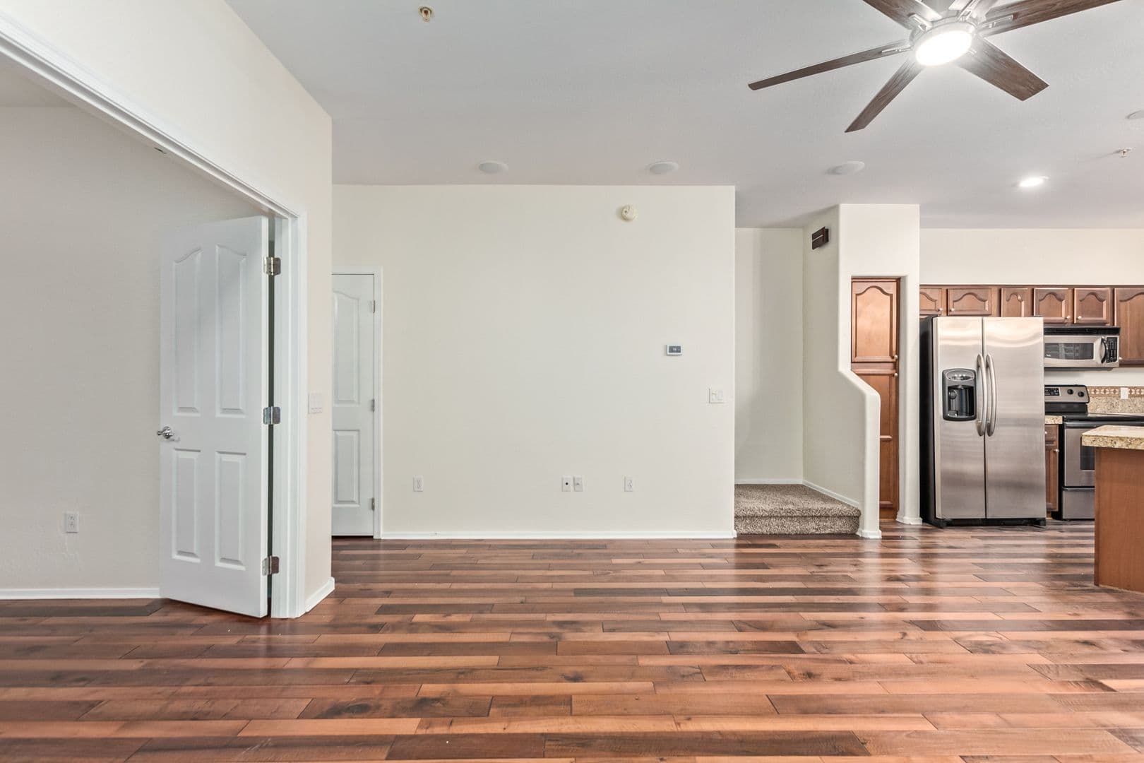 PHOENIX Townhome: 2150 E. Bell Rd.