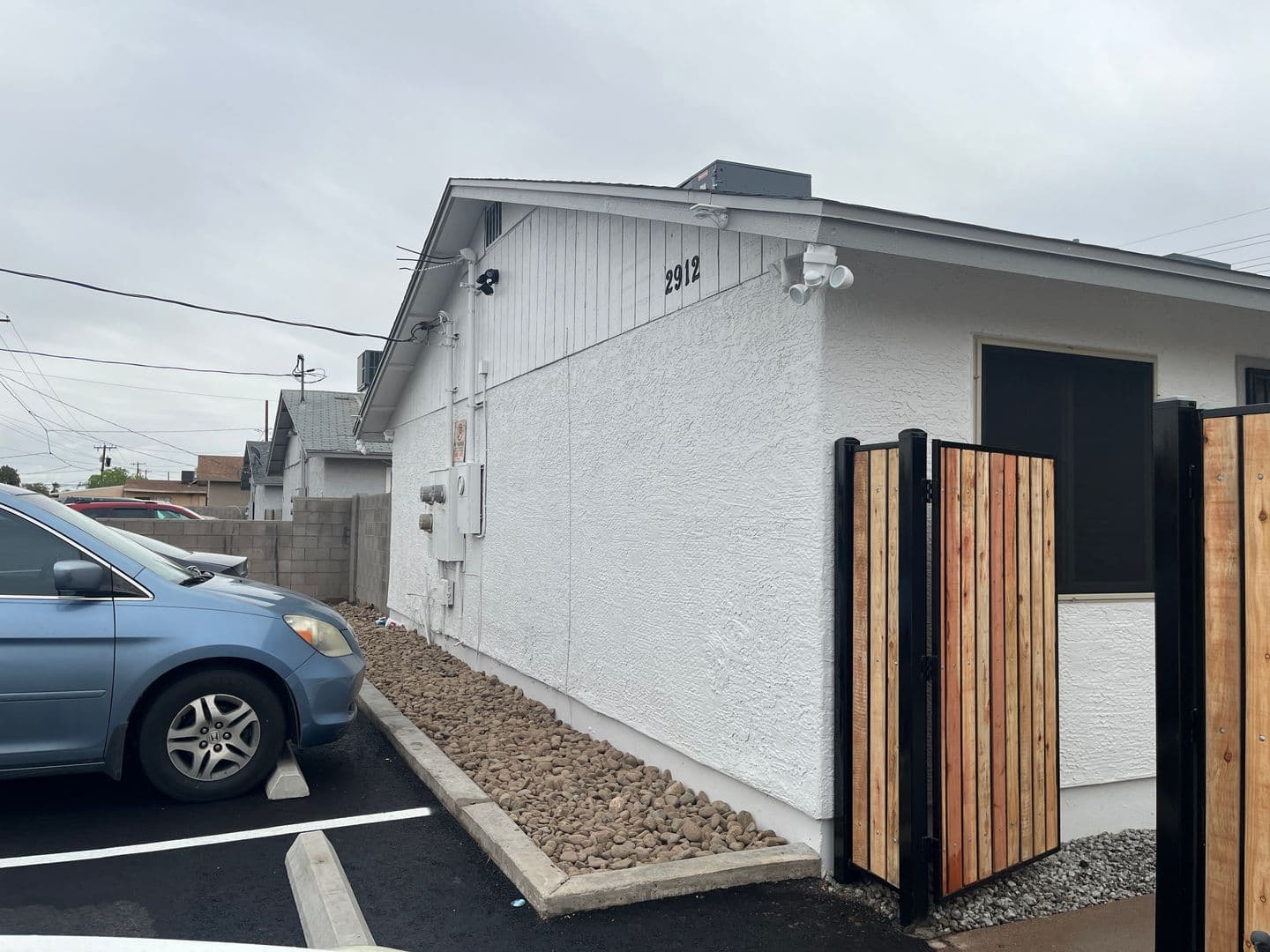 Phoenix Apartment: 2912 E Roeser Rd