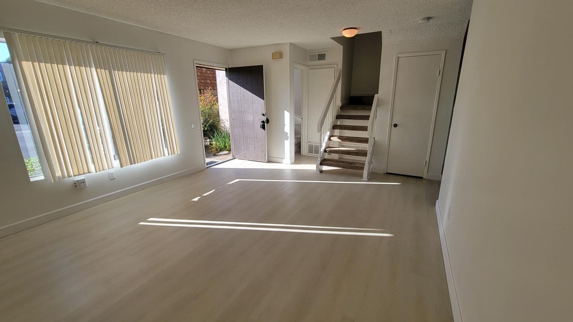 Oceanside Townhome: 4475 Anne Sladon St.