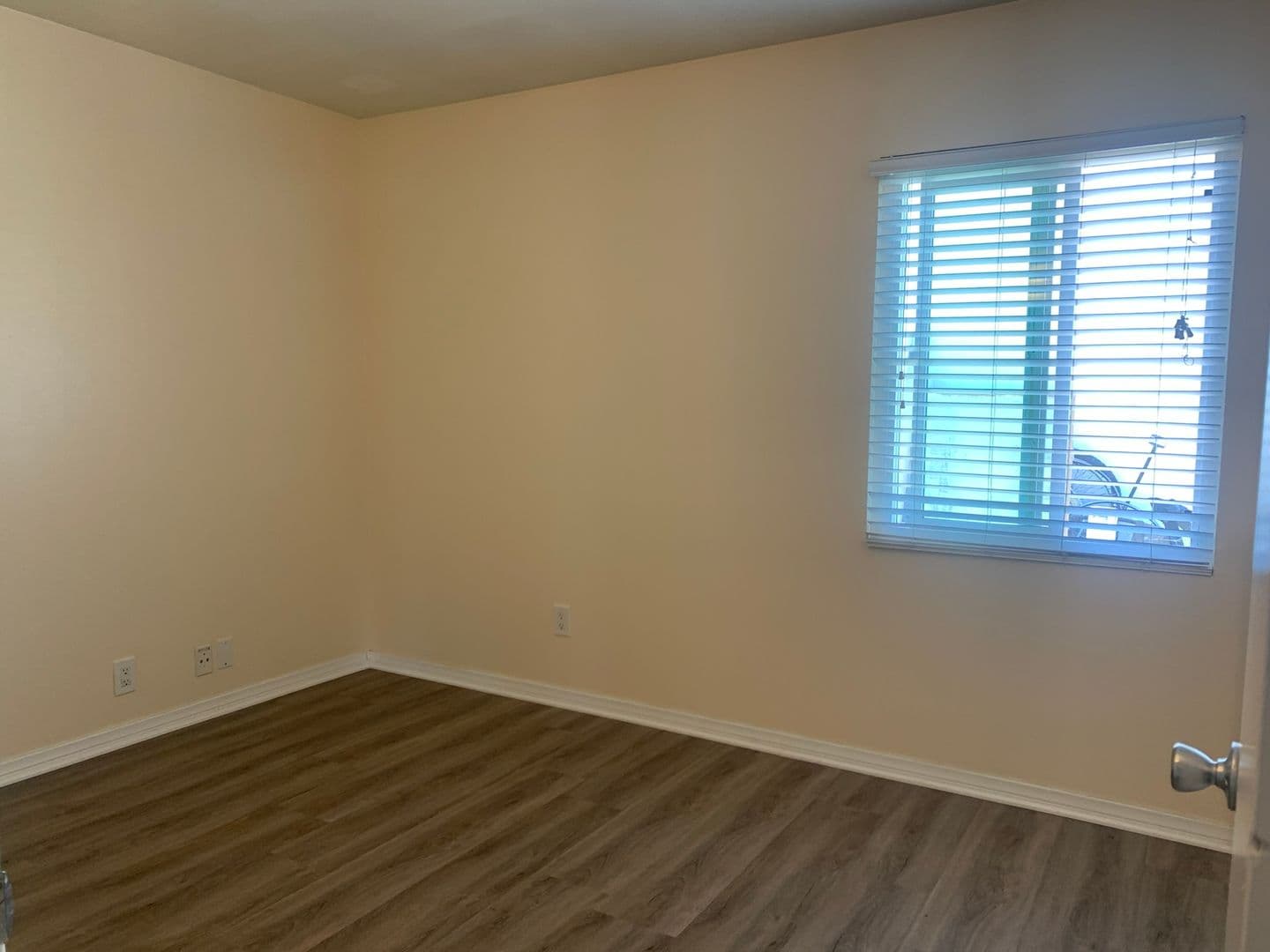 El Cajon House: 489 El Monte Rd