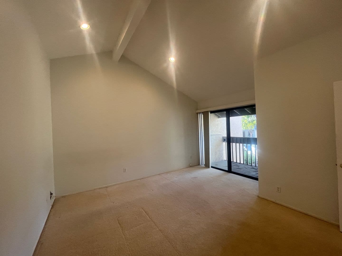 San Diego Townhome: 4458 Via Pasear