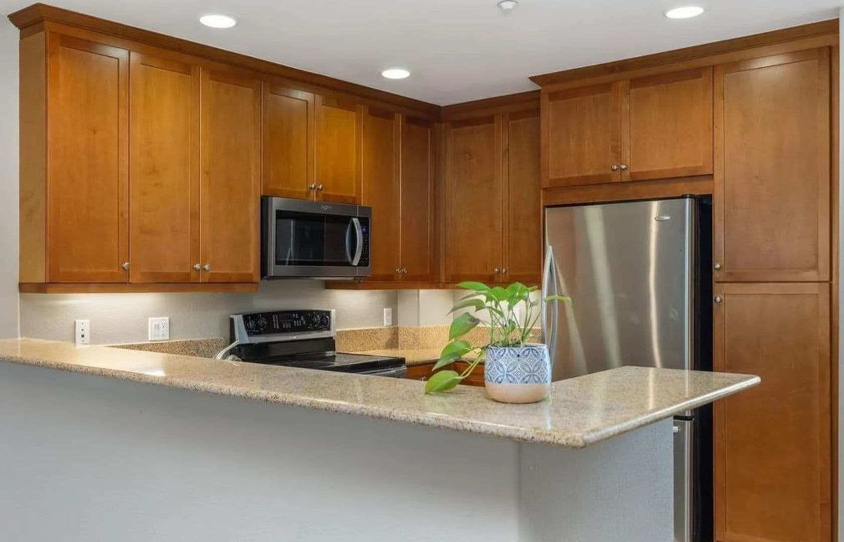 Oceanside Townhome: 1019 Costa Pacifica Way #1409