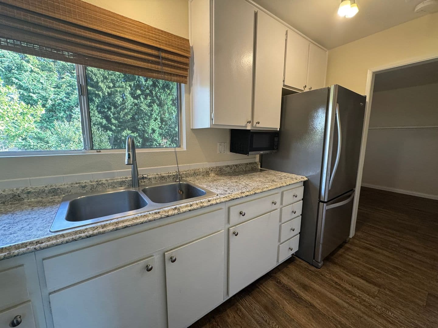 Oceanside House: 4559 Westridge Dr