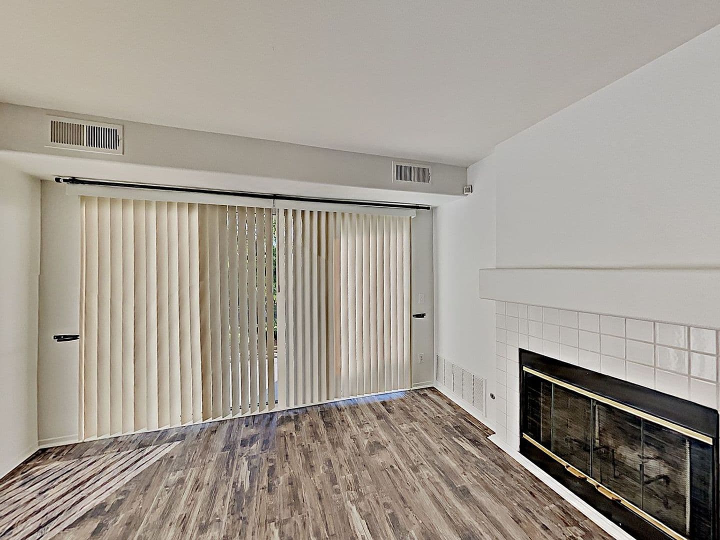 San Diego Condo: 11145 Affinity Ct #21