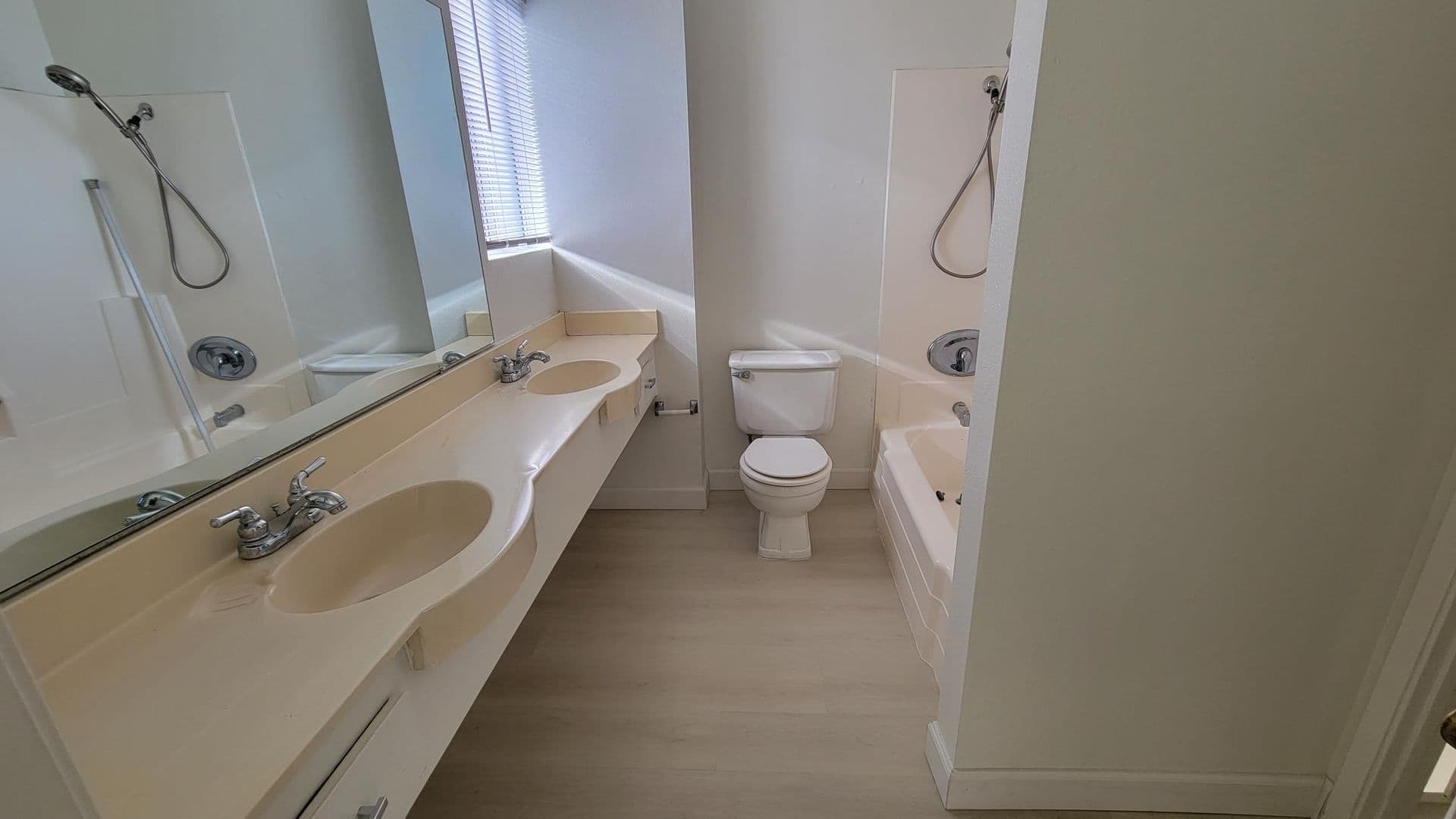 Oceanside Townhome: 4475 Anne Sladon St.