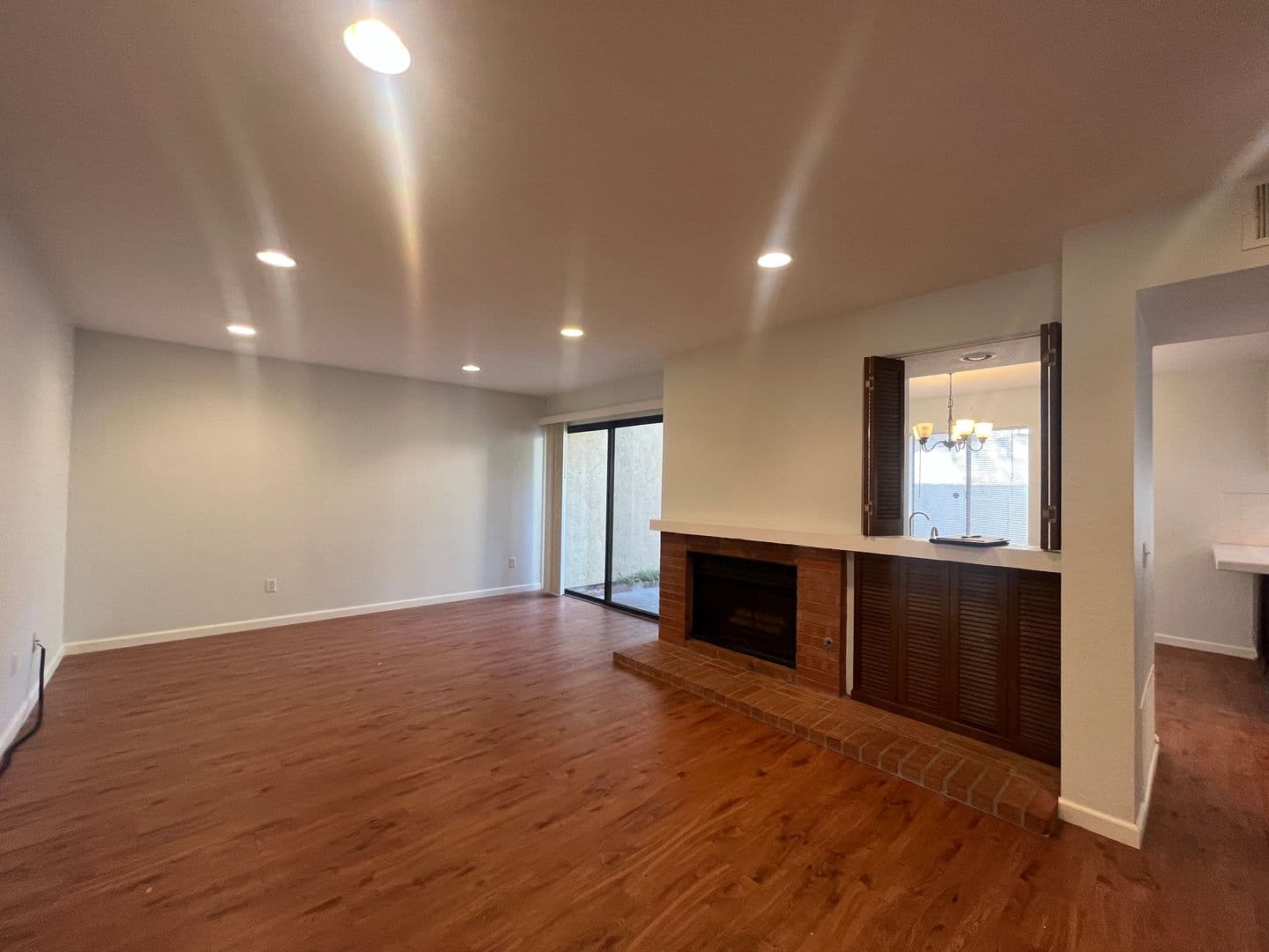 San Diego Townhome: 4458 Via Pasear