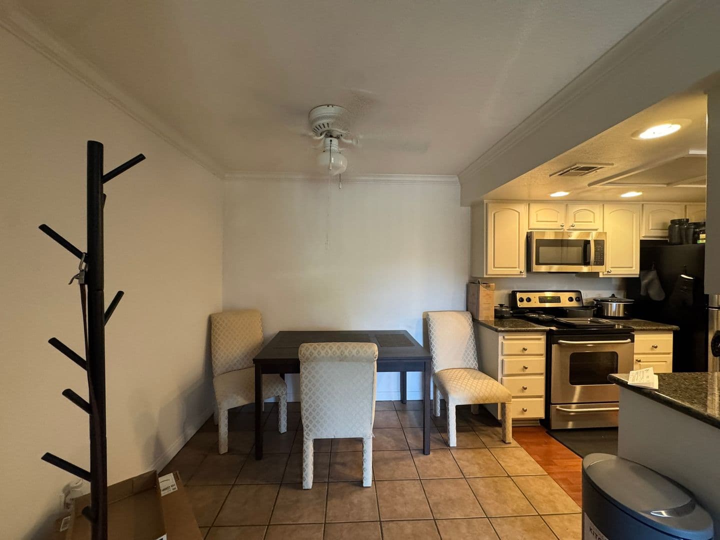 San Diego Condo: 12007 Alta Carmel Ct. #338