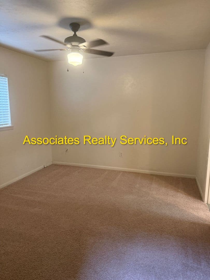 Gainesville House: 10205 NW 25th Place