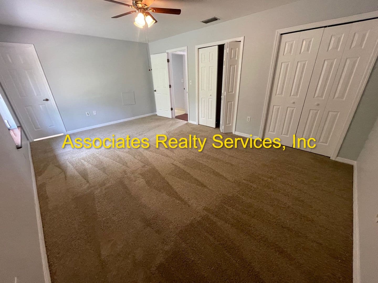 Gainesville House: 2904 NW 68th Avenue