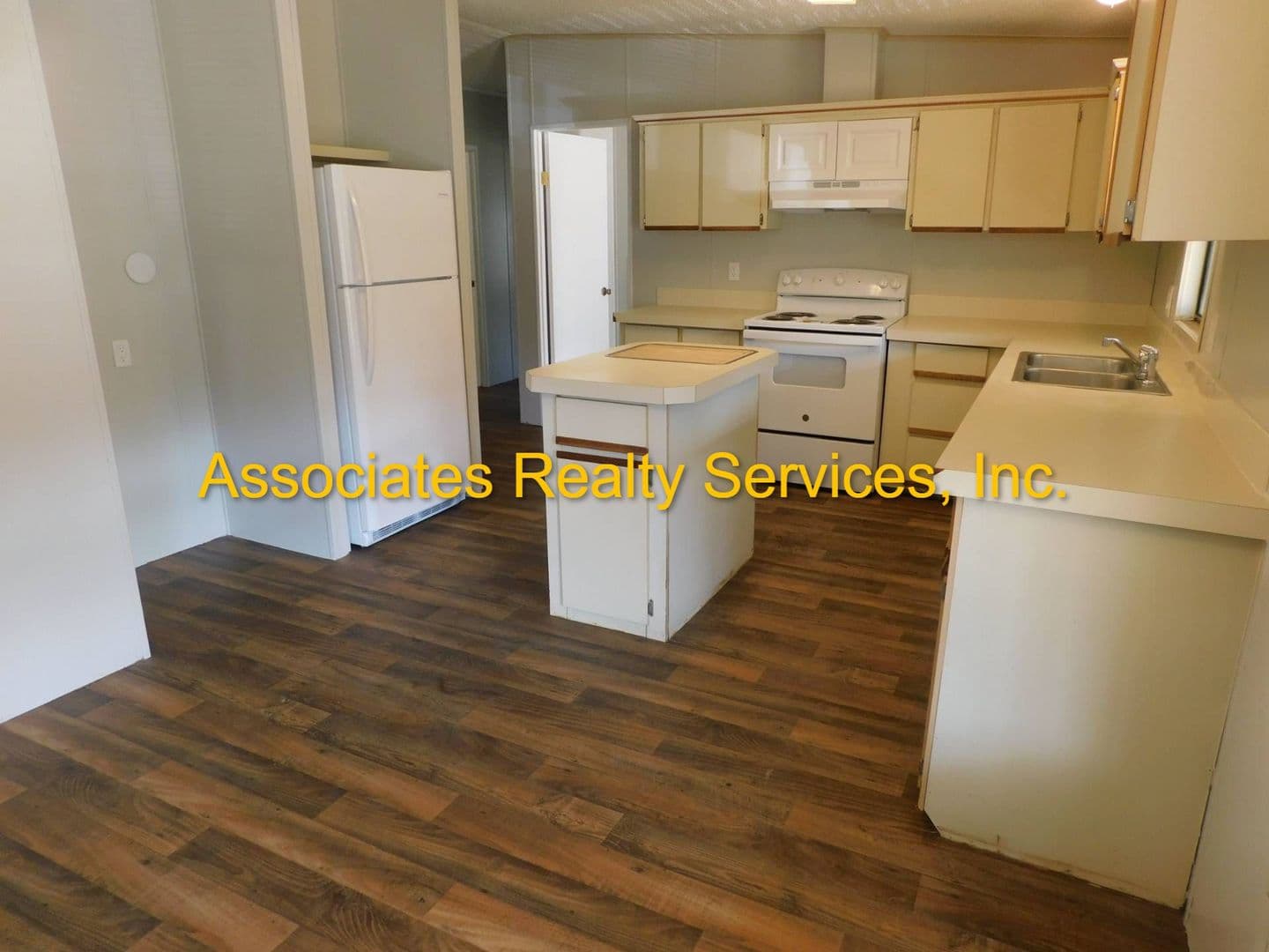 Gainesville House: 10918 NE 74th Terrace