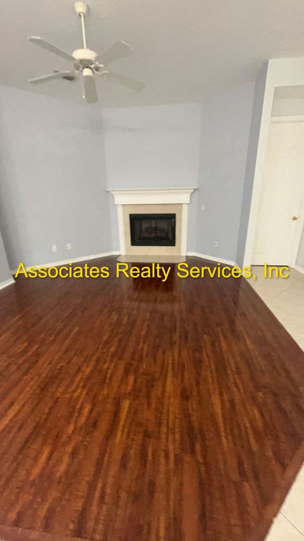 Gainesville House: 3124 SW 94th Way