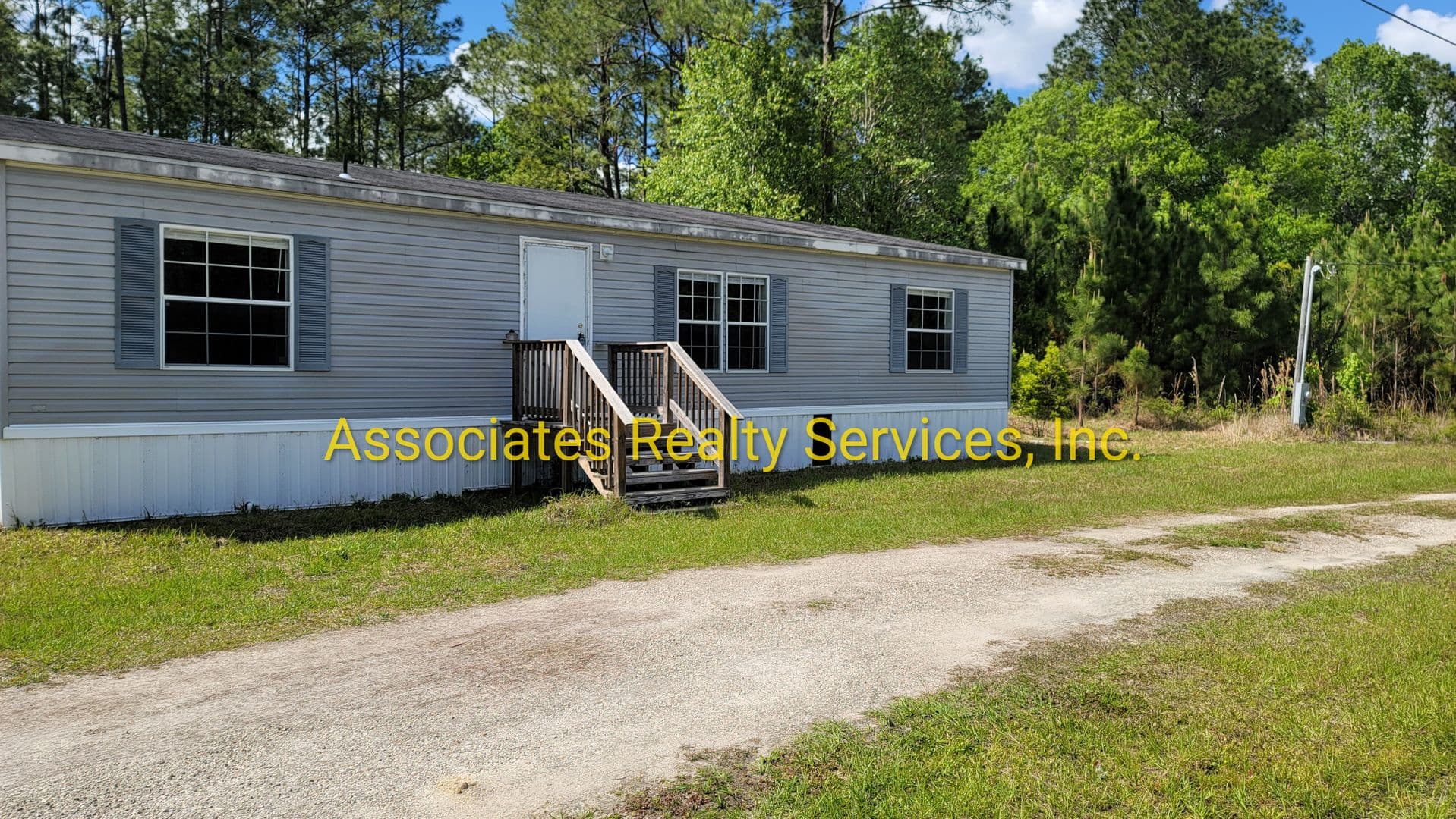Gainesville House: 10826 NE 74th Terr