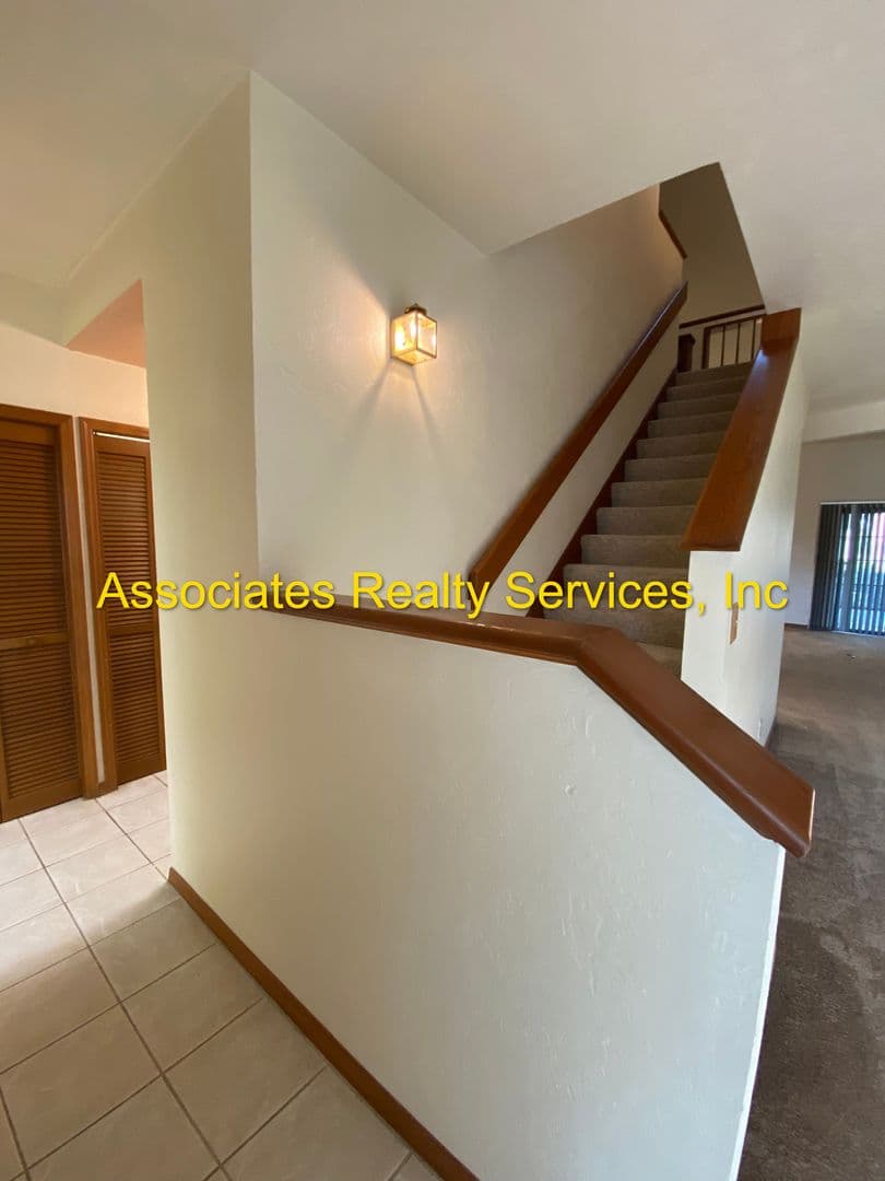 Gainesville House: 5416 NW 9th Lane