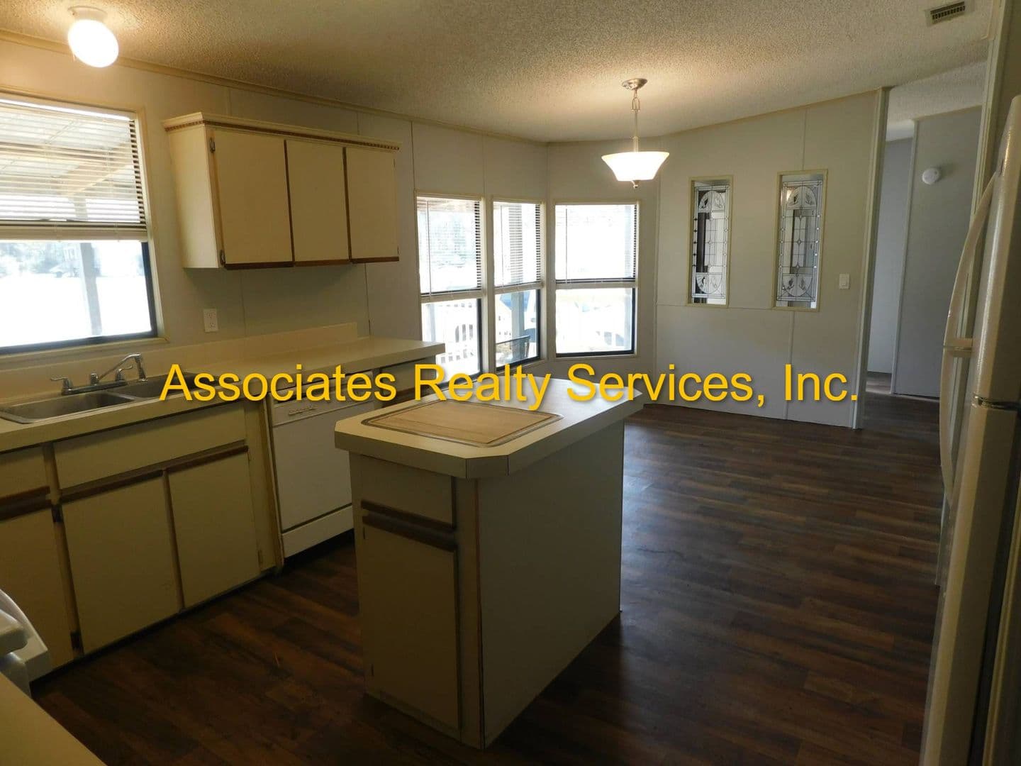 Gainesville House: 10918 NE 74th Terrace