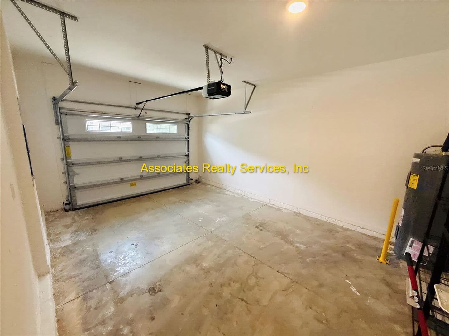 Newberry House: 12547 NW 7th Place
