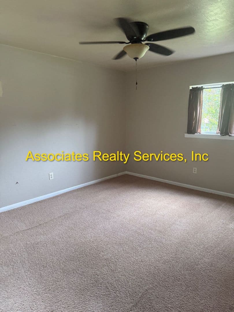 Gainesville House: 10205 NW 25th Place