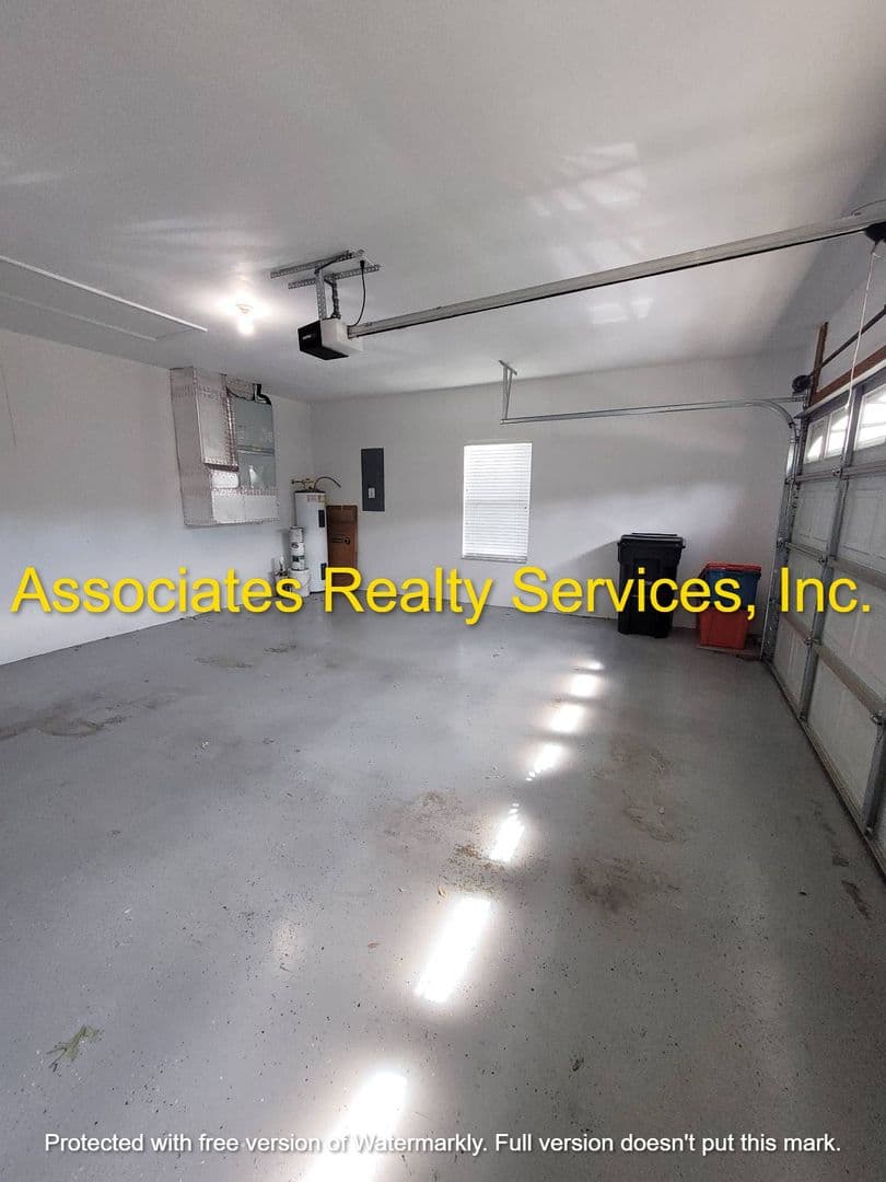 Gainesville House: 4840 NW 78th Rd