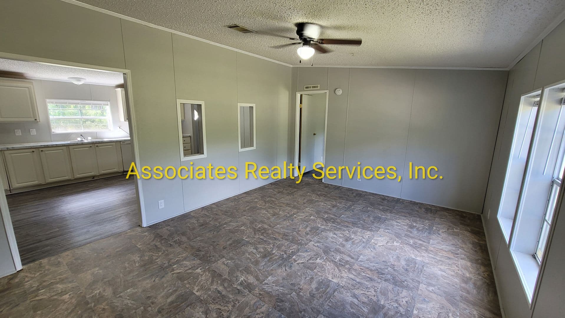 Gainesville House: 10826 NE 74th Terr