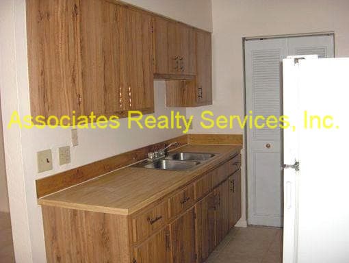 Gainesville Apartment: 1213 NW 39th AVE