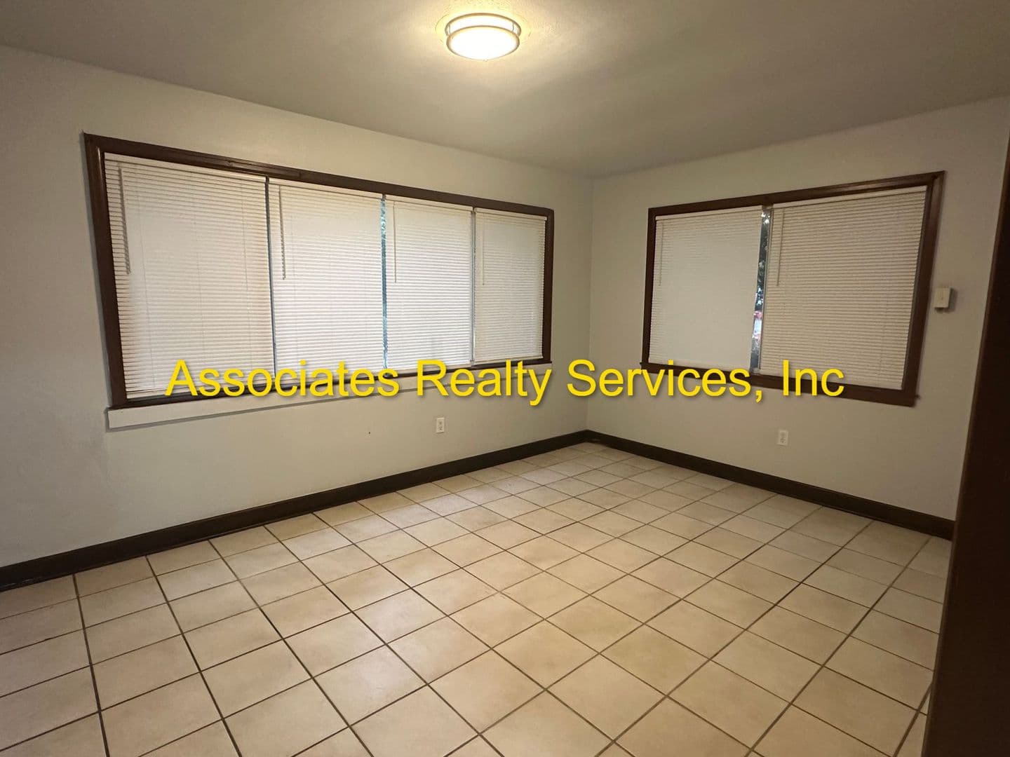 Gainesville Apartment: 2501 NW 6th St