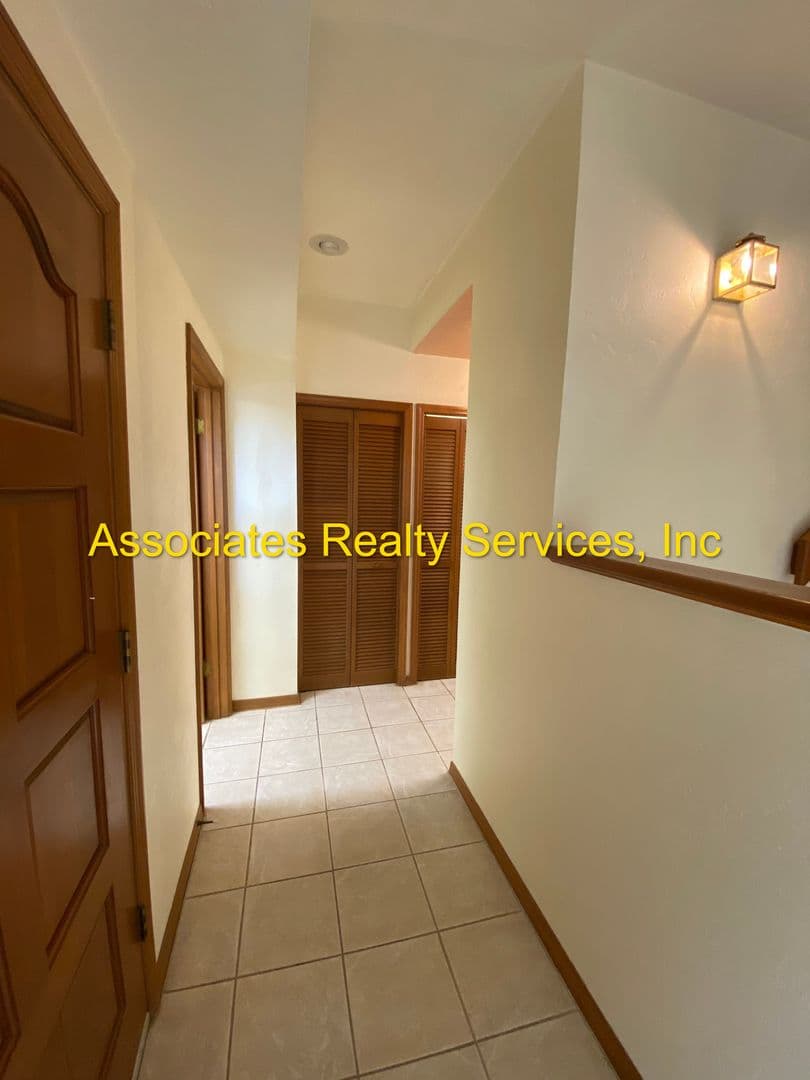 Gainesville House: 5416 NW 9th Lane