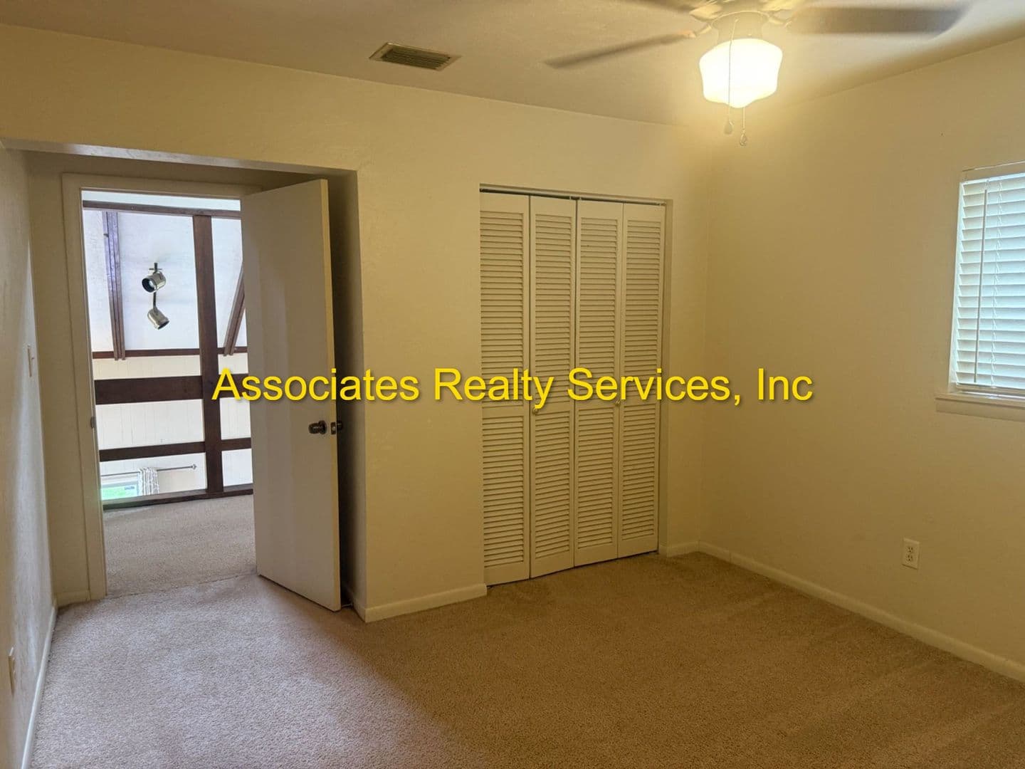 Gainesville House: 10205 NW 25th Place