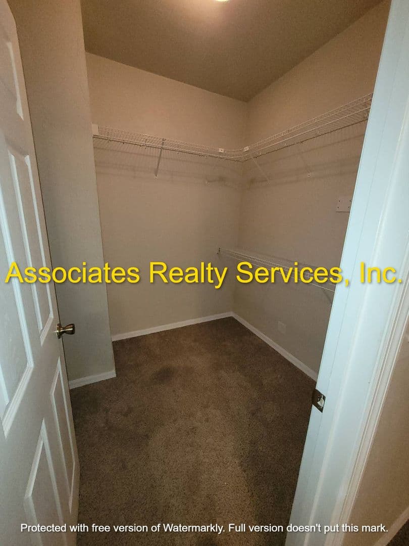 Gainesville House: 4840 NW 78th Rd