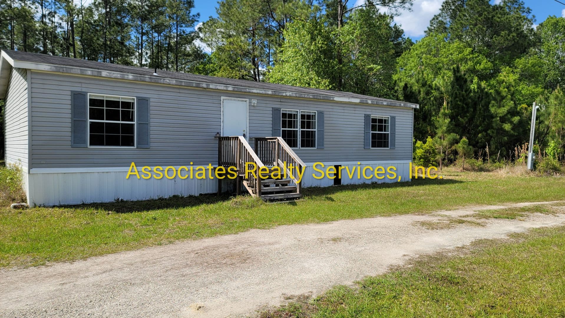 Gainesville House: 10826 NE 74th Terr
