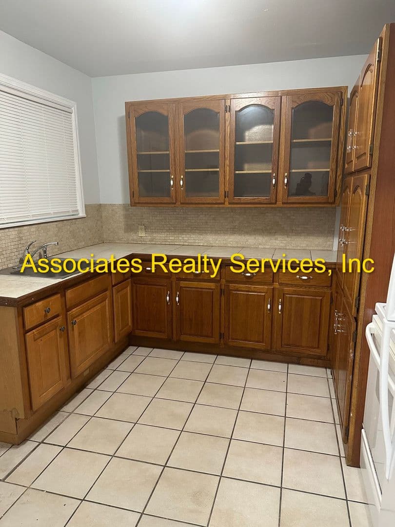 Gainesville Apartment: 2501 NW 6th St