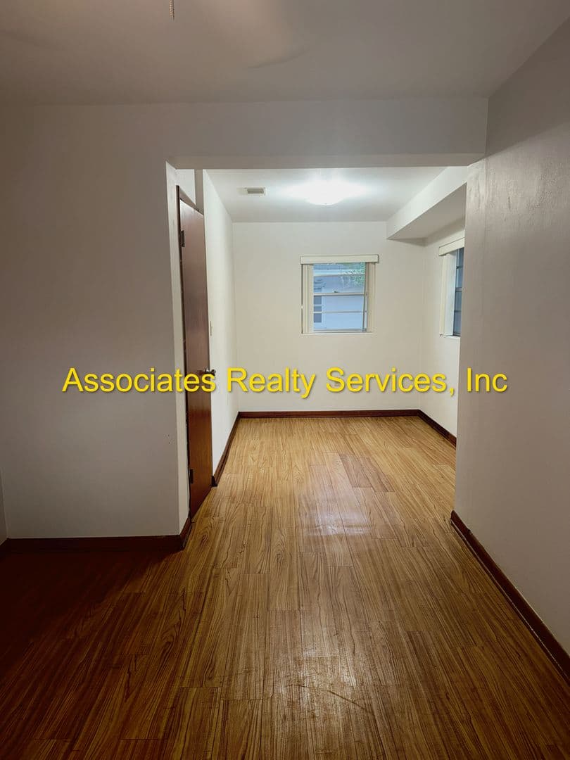 Gainesville Apartment: 1712 NW 10th ST