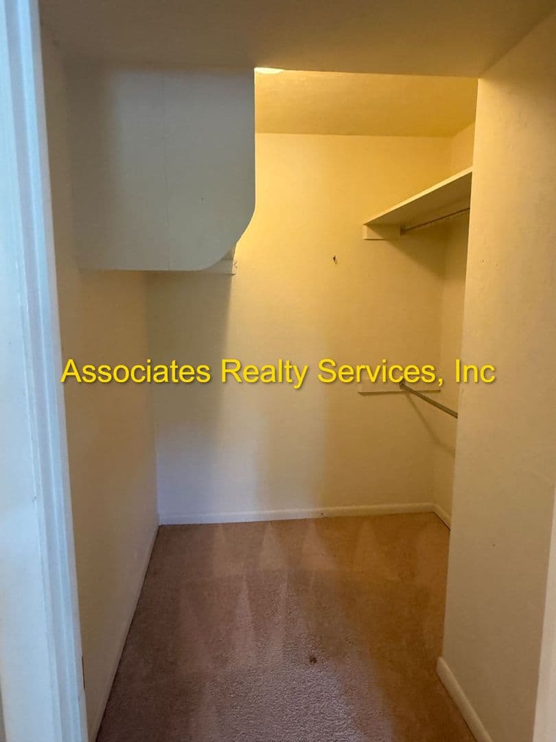 Gainesville House: 10205 NW 25th Place
