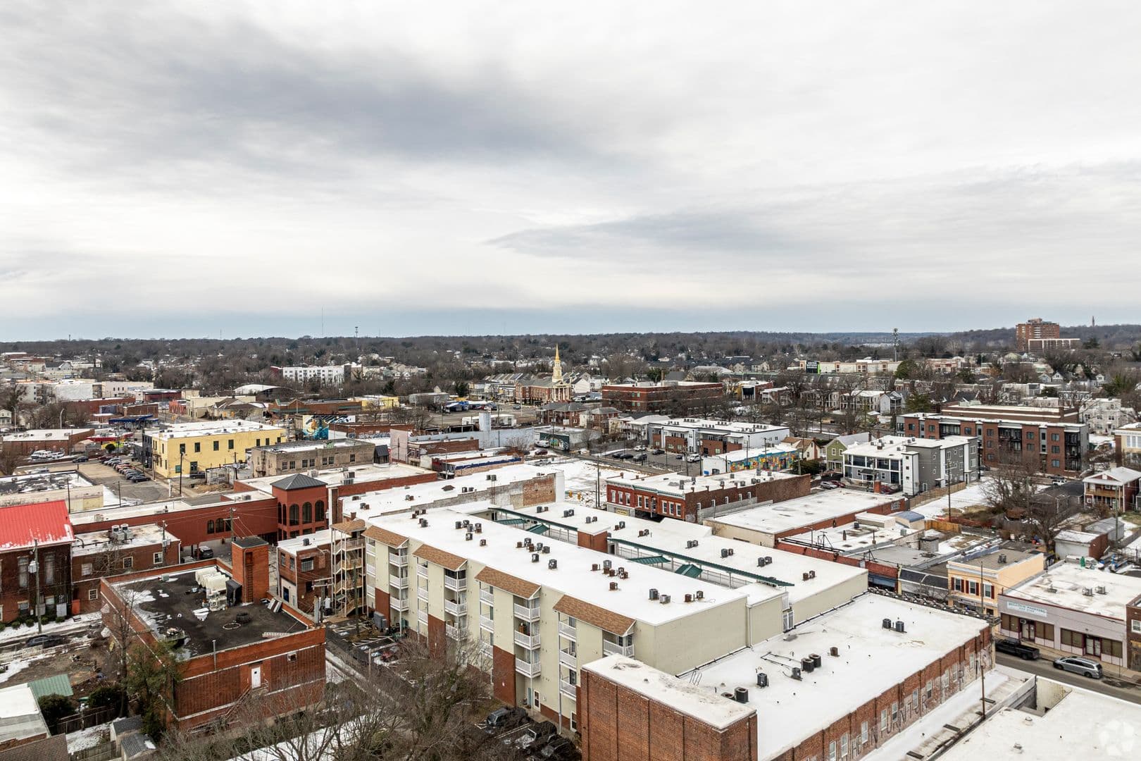 Richmond Apartment: 1420 Hull Street