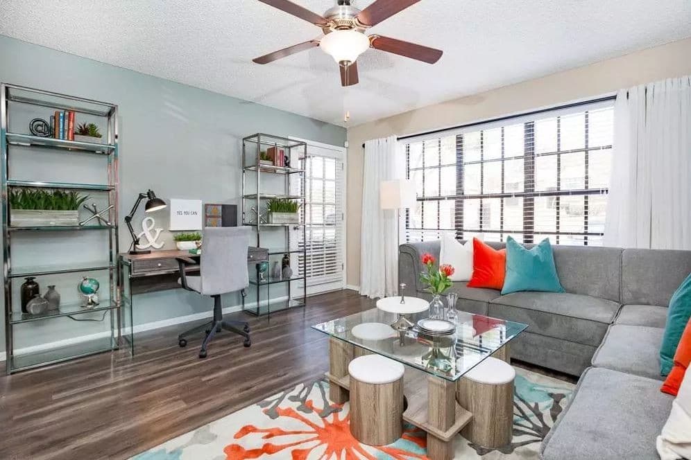 Jacksonville Apartment: 7524 Southside Blvd.