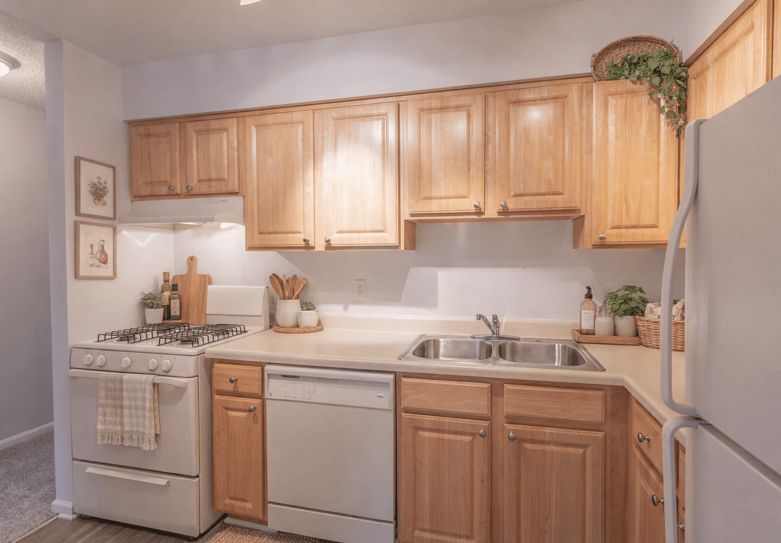 Yorktown Apartment: 101 Little Bay Avenue