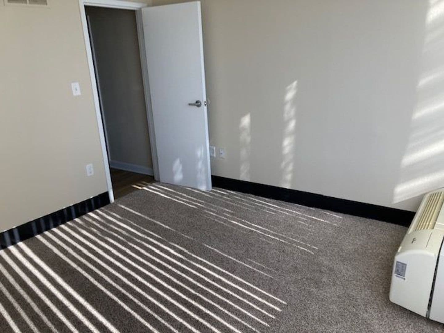 Willamsburg Apartment: 1400 Middle Street