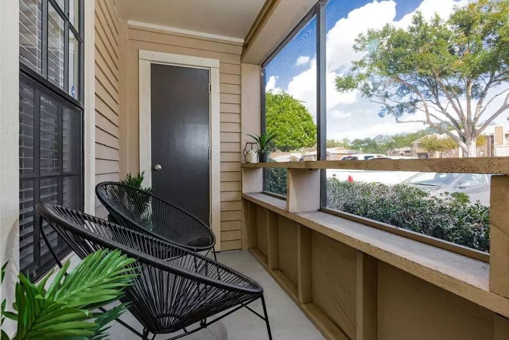 Jacksonville Apartment: 7524 Southside Blvd.