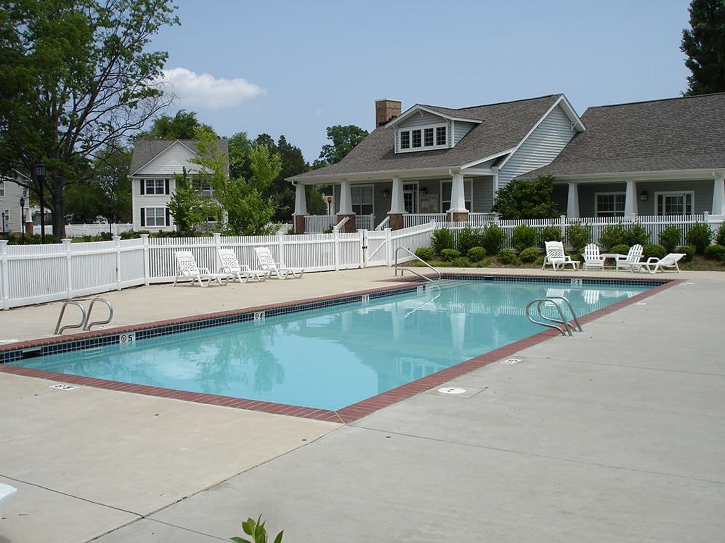 Hampton Apartment: 232 W. Gilbert St.