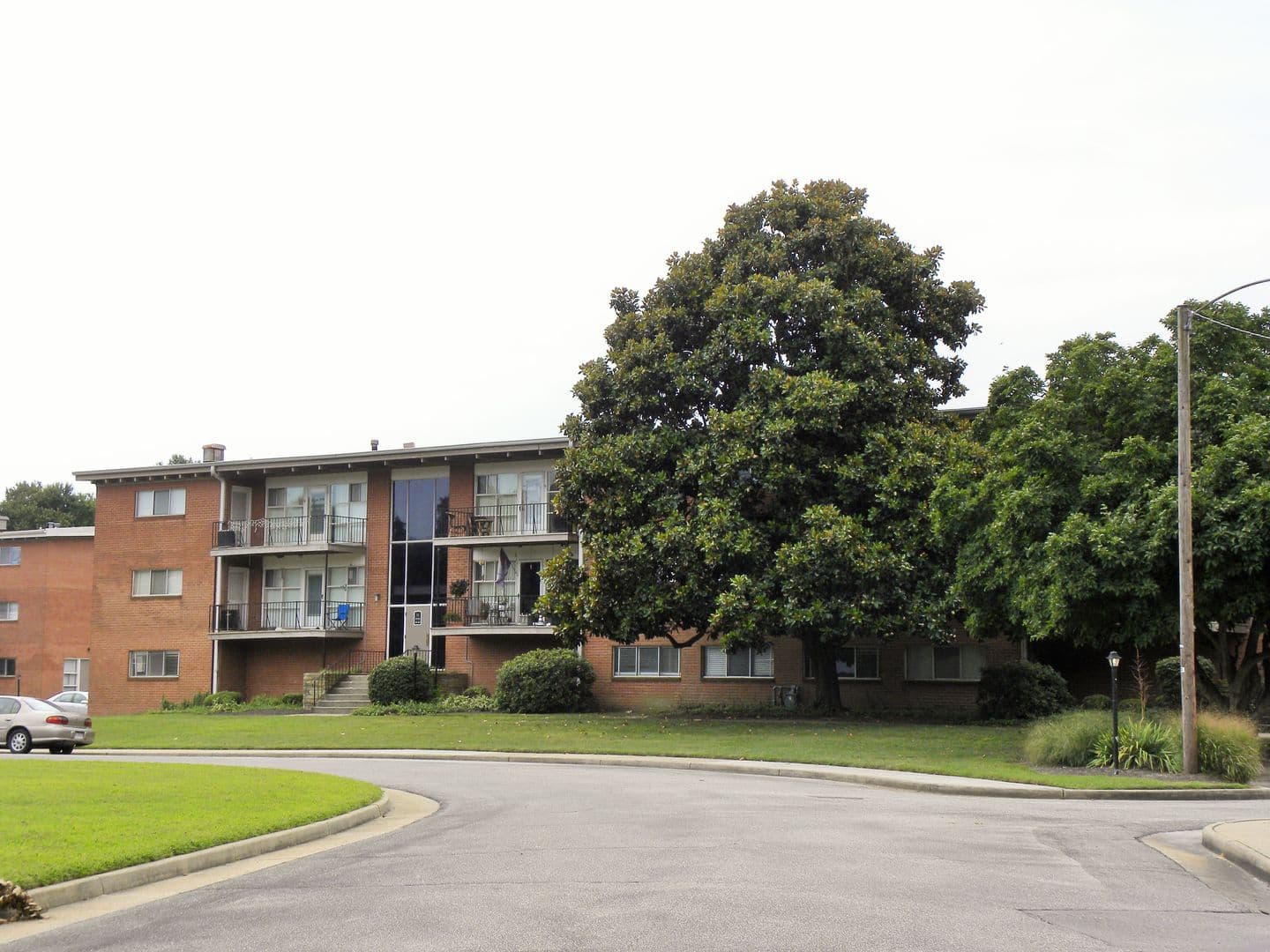 Hopewell Apartment: 310 Woodbine Road