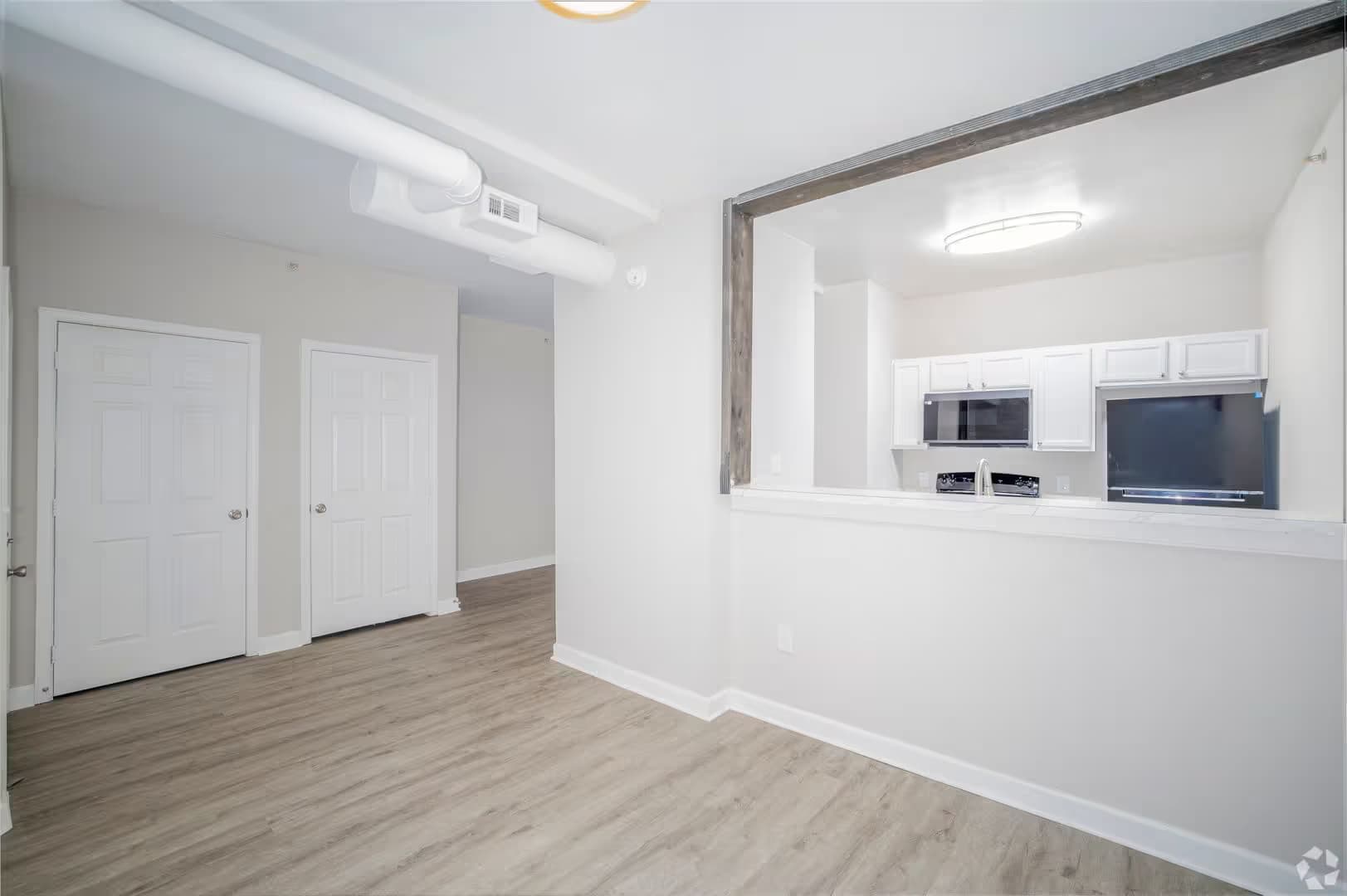Richmond Apartment: 1420 Hull Street